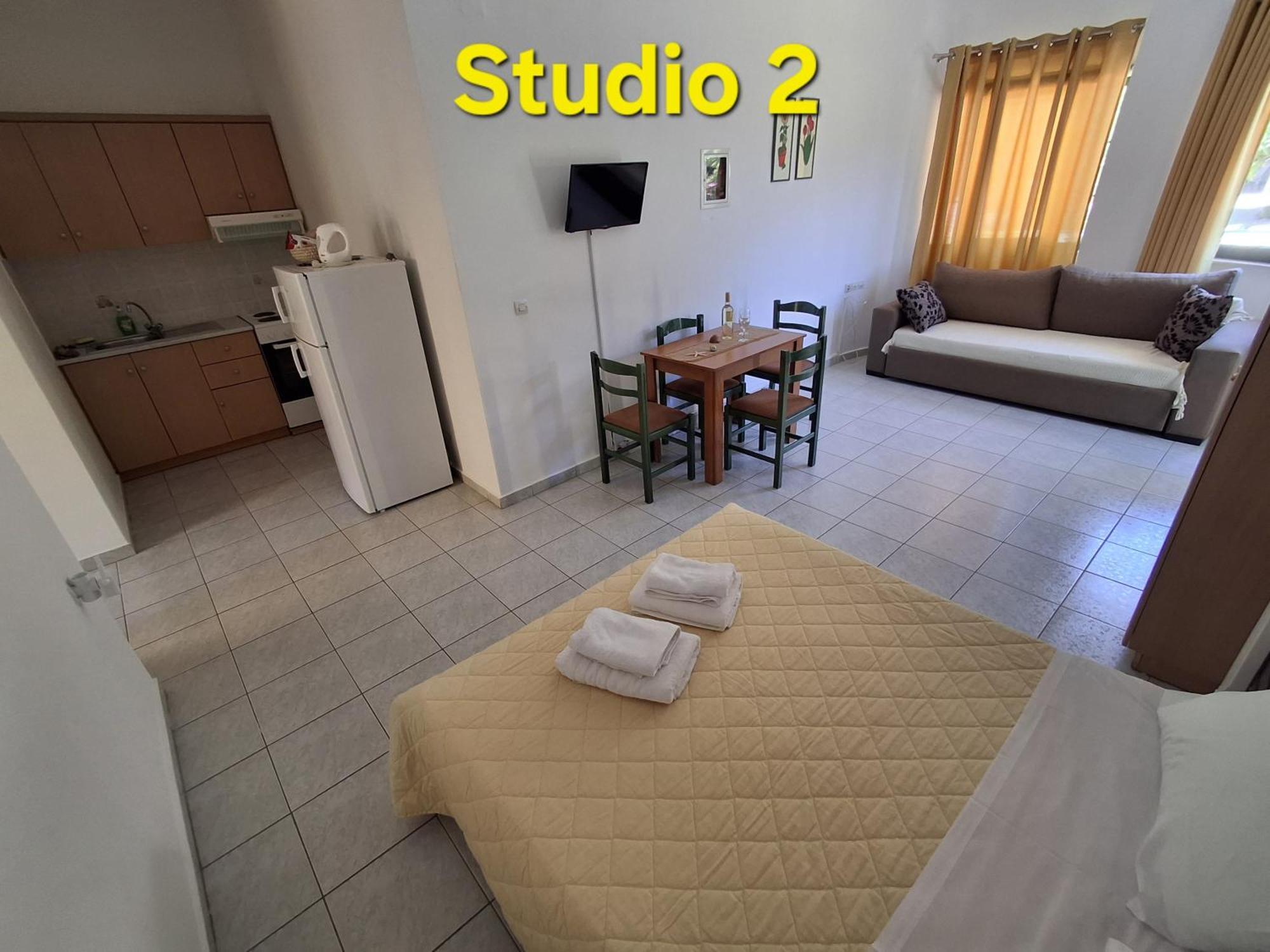 Countryside Studios Agia Efimia Exterior foto